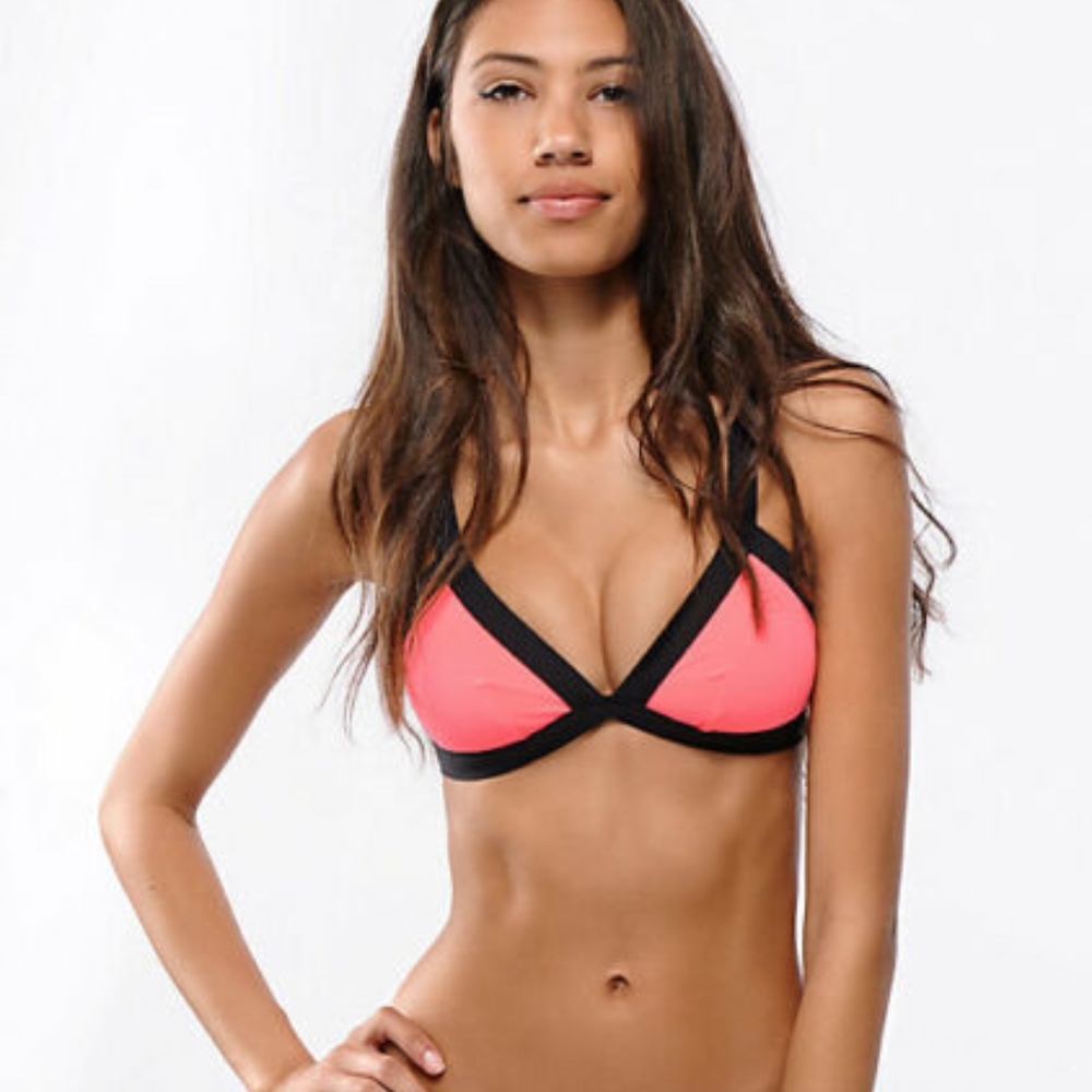 NWT RIP CURL MIRAGE D CUP TOP CORAL NEON